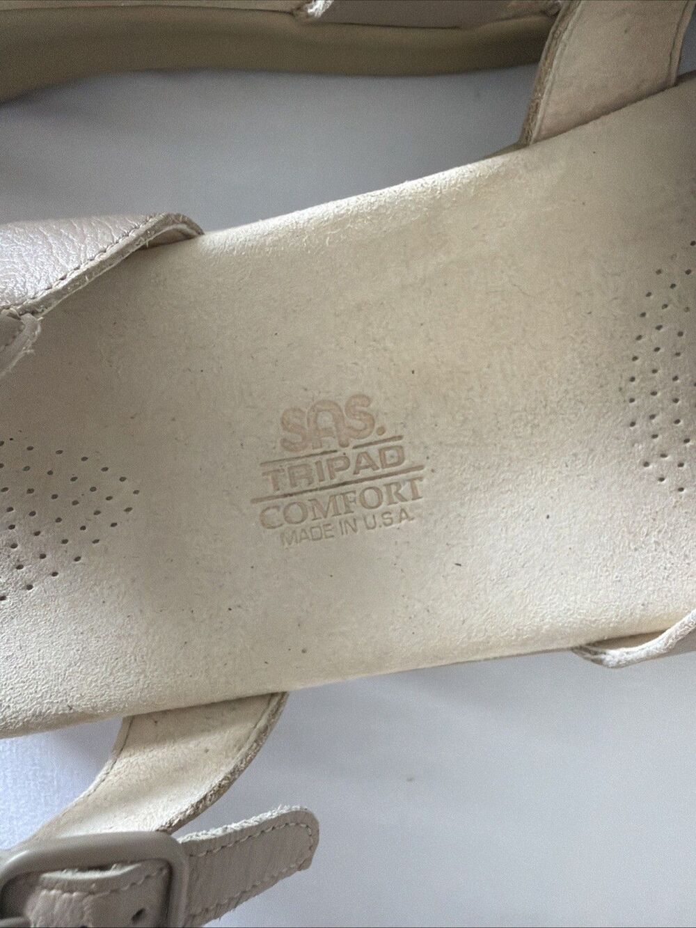 SAS Leather Comfort Sandals Womens Sz 9.5 W Wide Tan Adjustable Low Heel USA EUC - Picture 7 of 13